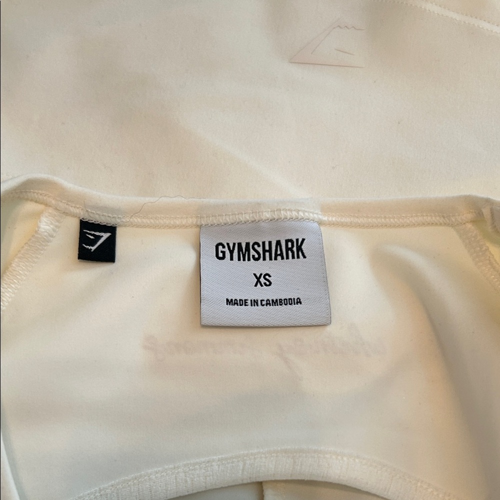 Gymshark Women's Cream Long Sleeve Crop Top - Scoop Neck - Picture 3 of 3
